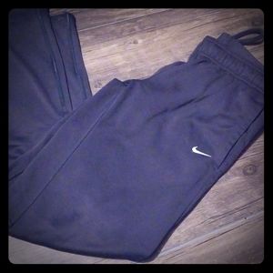 Nike therna-fit Nike small womens sweats